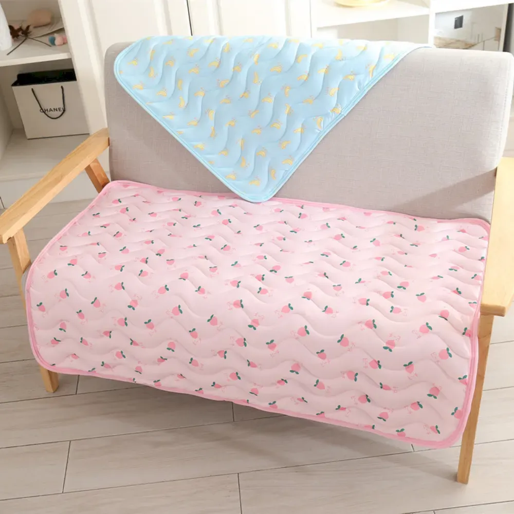 Breathable Pink Peach Pattern Mat for Pets