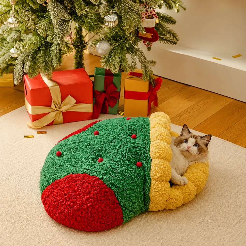 Christmas Stocking Pet Bed for Dogs and Cats, Size S, 6pcsCarton